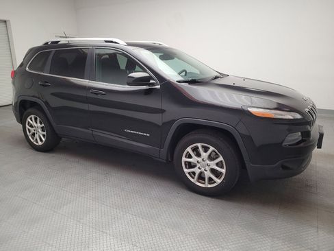 Used 2014 Jeep Cherokee Latitude w/ Cold Weather Group AWD/4WD image 11