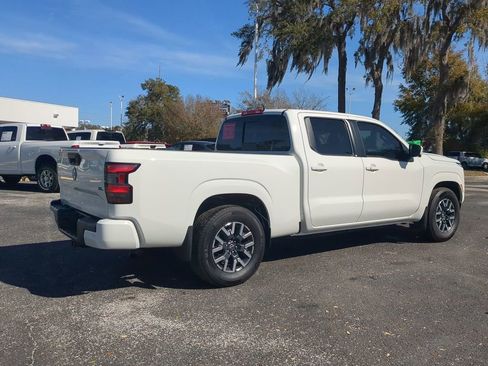 Certified 2025 Nissan Frontier SL image 4