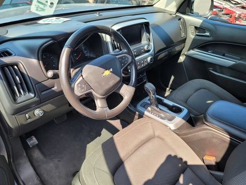 Used 2022 Chevrolet Colorado LT w/ LT Convenience Package RWD image 5