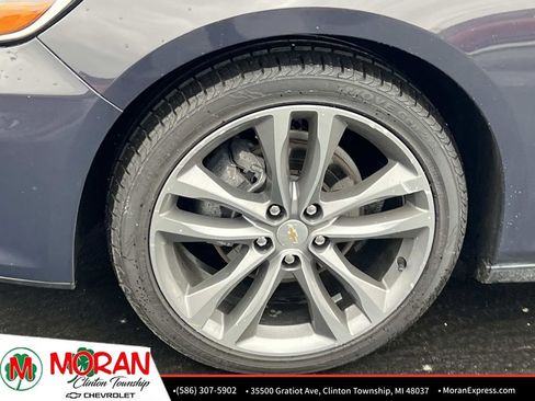 Certified 2025 Chevrolet Malibu LT image 10