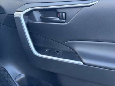 Used 2024 Toyota RAV4 LE image 27