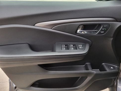 Used 2023 Honda Ridgeline RTL image 15