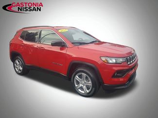 Used 2024 Jeep Compass Latitude video 2