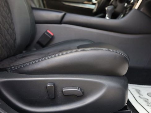 Used 2016 Nissan Maxima SR image 27