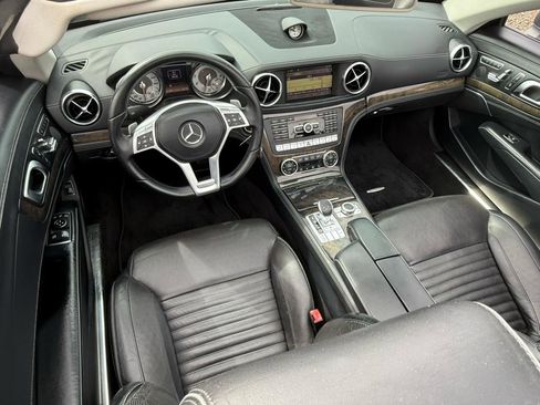 Used 2013 Mercedes-Benz SL 550 image 14