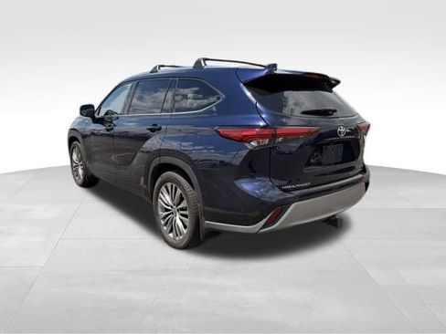 Used 2020 Toyota Highlander Platinum AWD/4WD image 13