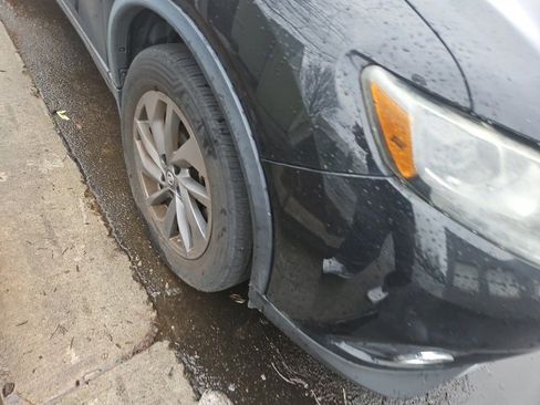 Used 2016 Nissan Rogue SL w/ SL Premium Package image 4