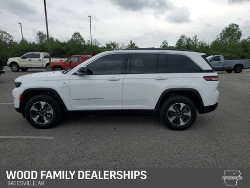 Used 2024 Jeep Grand Cherokee Limited 4xe w/ Trailer Tow Package image 3