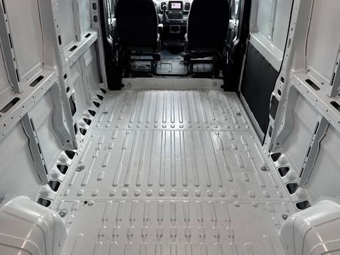 New 2026 RAM ProMaster 3500 w/ Quick Order Package 22G SLT image 13