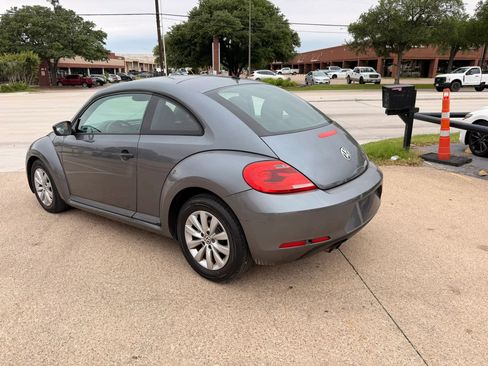 Used 2014 Volkswagen Beetle 1.8T FWD image 3