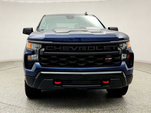 Used 2023 Chevrolet Silverado 1500 Custom Trail Boss AWD/4WD image 2