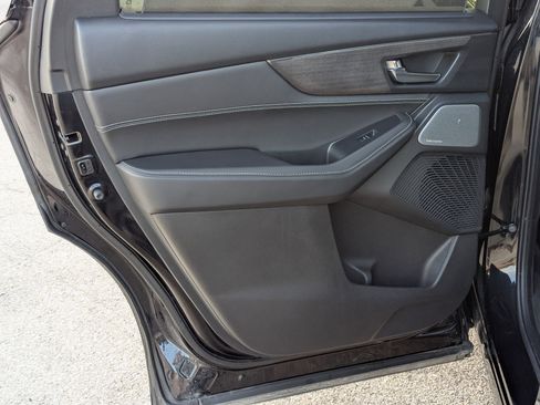 Certified 2025 Acura MDX w/Advance Package image 17