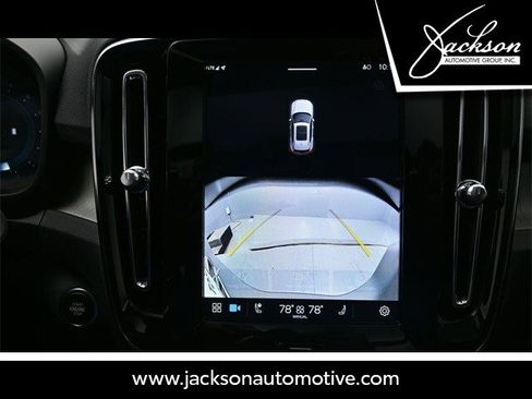 Certified 2025 Volvo XC40 B5 Core w/ Protection Package Premier image 12