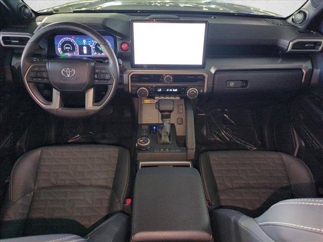 Used 2026 Toyota 4Runner TRD Off-Road Premium AWD/4WD image 18
