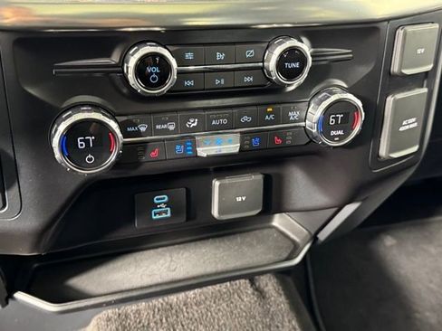 Used 2021 Ford F150 Lariat AWD/4WD image 42