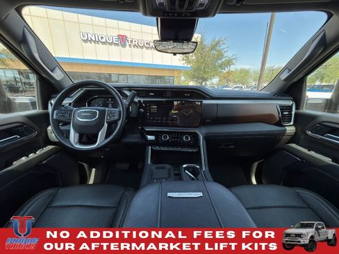 Used 2024 GMC Sierra 2500 Denali w/ Denali Reserve Package AWD/4WD image 33