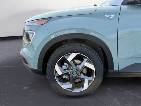 New 2026 Hyundai Venue SEL FWD image 13