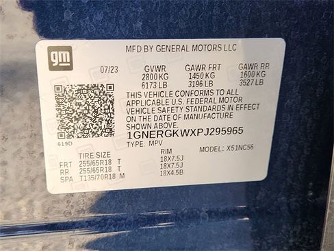 Used 2023 Chevrolet Traverse LT image 32