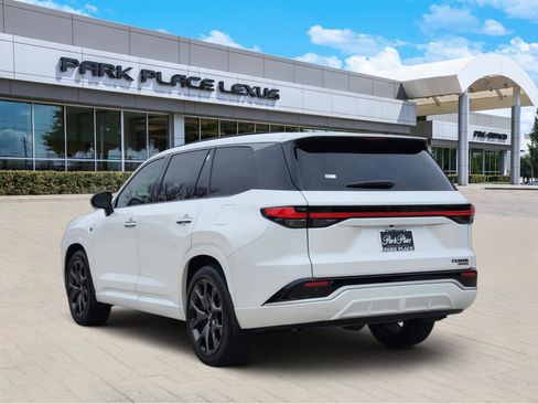 Certified 2025 Lexus TX 500h AWD w/ Technology Package image 4