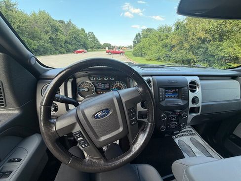 Used 2014 Ford F150 XLT w/ Equipment Group 302A Luxury AWD/4WD image 13