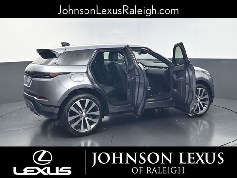 Used 2026 Land Rover Range Rover Evoque Dynamic SE image 32
