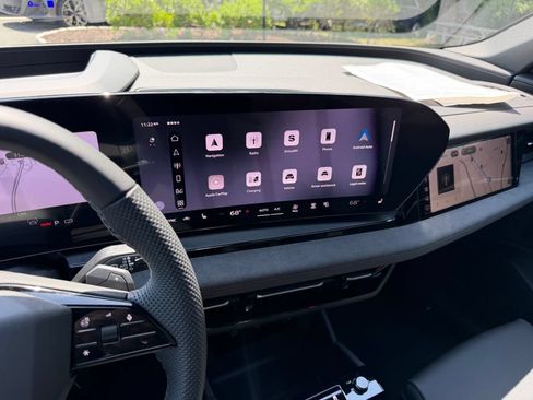 New 2027 Audi SQ6 e-tron Premium Plus AWD/4WD image 18