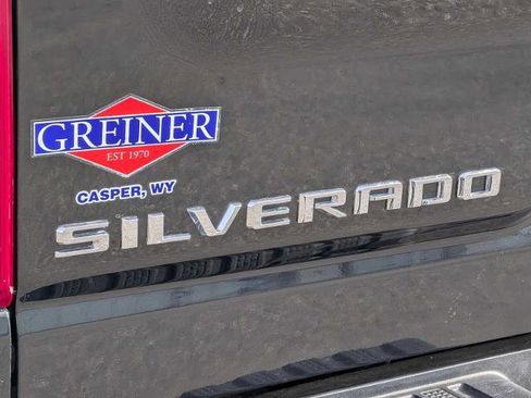 Used 2023 Chevrolet Silverado 3500 High Country image 2