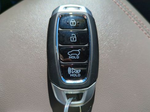 Used 2020 Hyundai Santa Fe Limited image 30