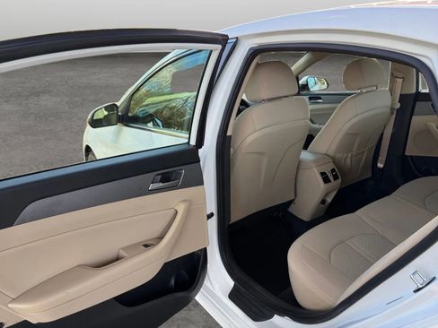 Used 2019 Hyundai Sonata SEL image 12