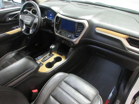 Used 2017 GMC Acadia Denali w/ Technology Package image 16