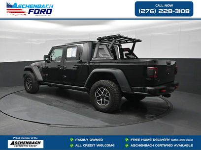 Used 2024 Jeep Gladiator Rubicon w/ Convenience Group
