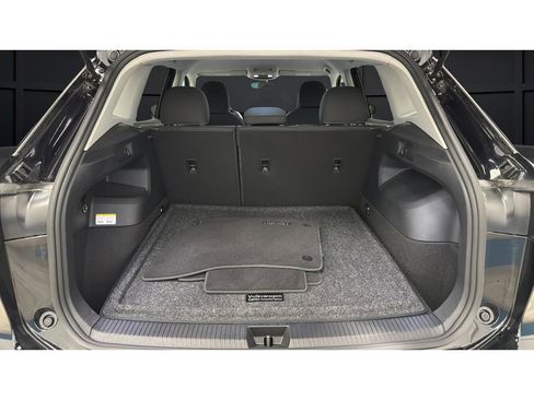 Used 2025 Volkswagen Tiguan S w/ 18" Wheel Package FWD image 26