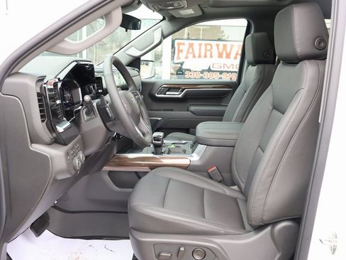 New 2026 Chevrolet Silverado 1500 LT Trail Boss w/ LT Trail Boss Premium Package AWD/4WD image 14
