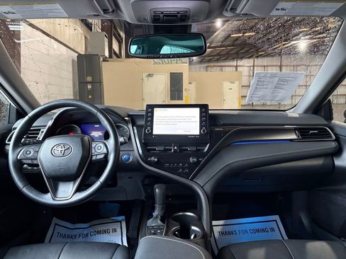 Used 2023 Toyota Camry XSE w/ Cold Weather Package image 20