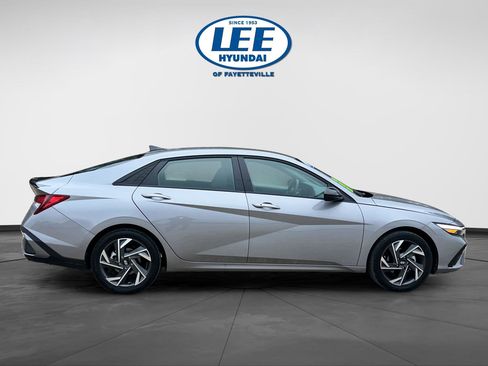 Certified 2025 Hyundai Elantra Sport image 6