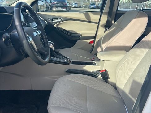 Used 2017 Ford Focus Electric Hatchback image 17