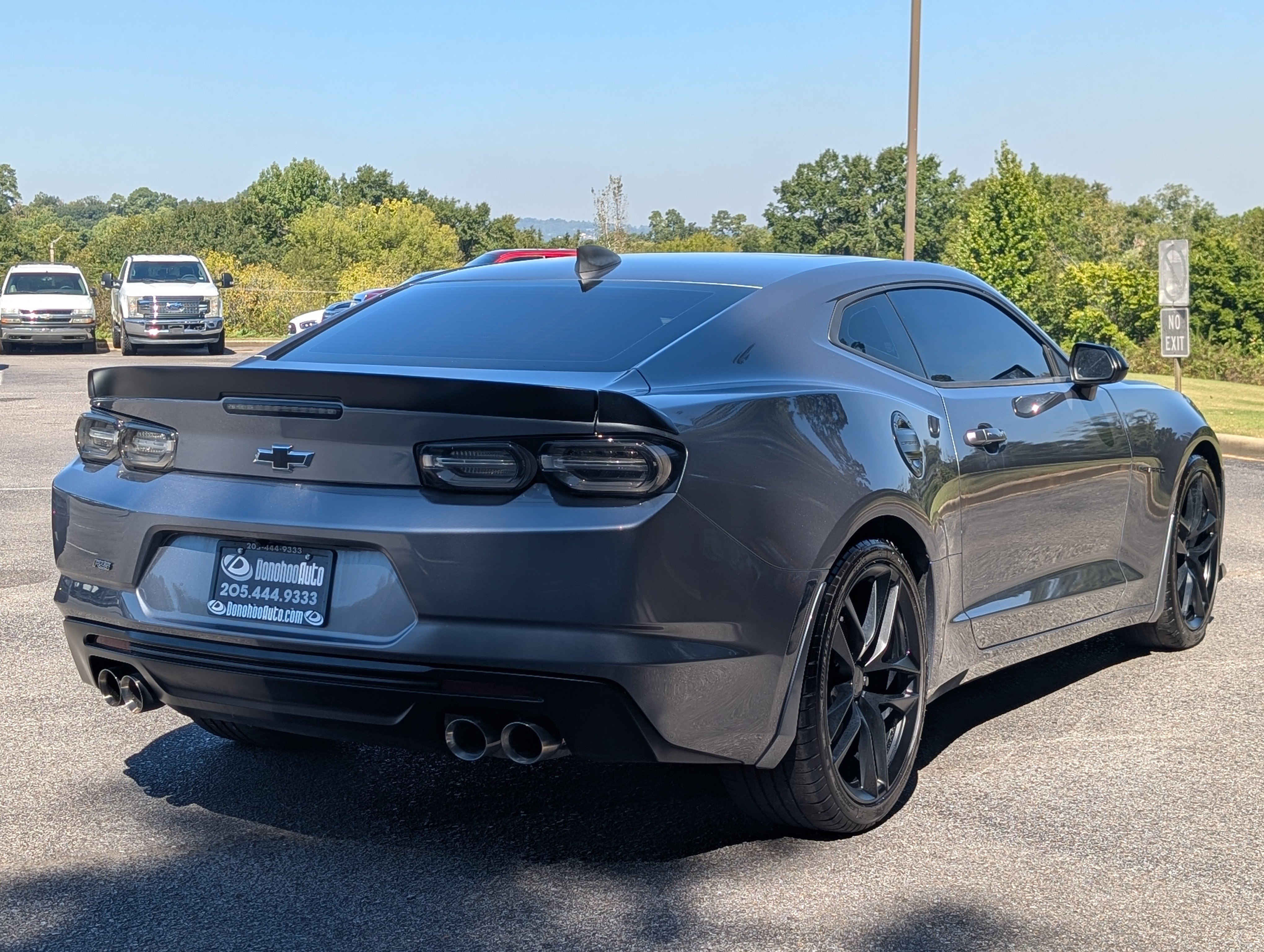 Used 2020 Chevrolet Camaro LT w/ 1LE Track Performance Package RWD image 9