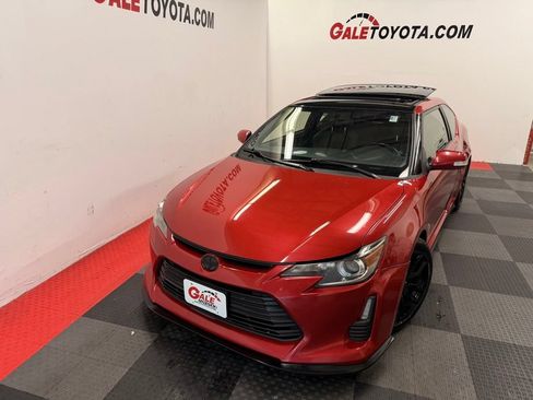 Used 2016 Scion tC FWD image 4