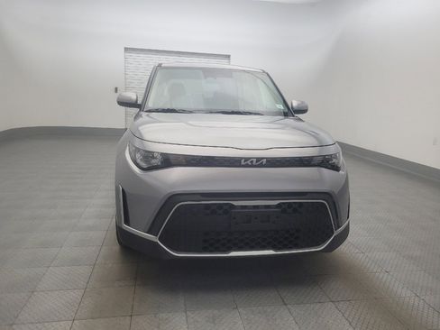 Used 2025 Kia Soul LX w/ LX Technology Package FWD image 14