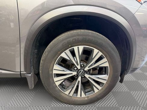 Used 2021 Nissan Rogue SV w/ Premium Package AWD/4WD image 31