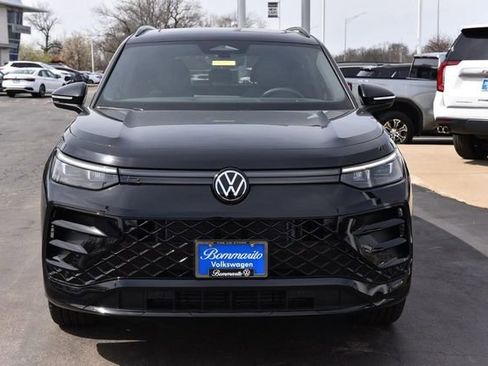 New 2026 Volkswagen Tiguan SE R-Line image 4