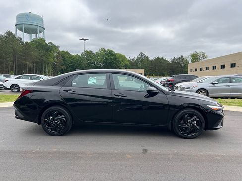 New 2026 Hyundai Elantra Sport w/ Cargo Package FWD image 5