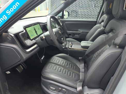 Used 2022 Rivian R1T Adventure image 8