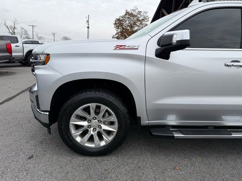 Used 2019 Chevrolet Silverado 1500 LTZ image 37