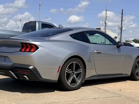 Used 2025 Ford Mustang Premium RWD image 7
