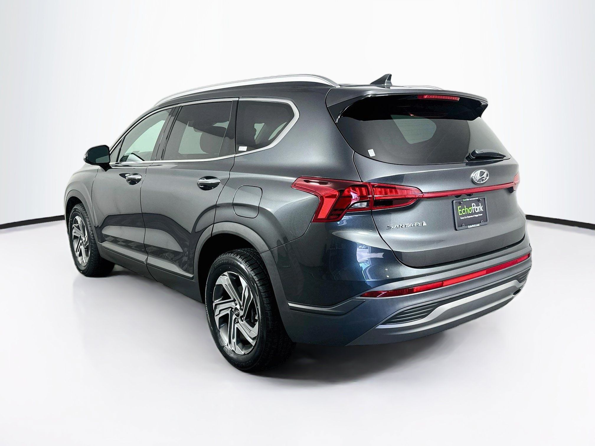 Used 2023 Hyundai Santa Fe SEL FWD image 5