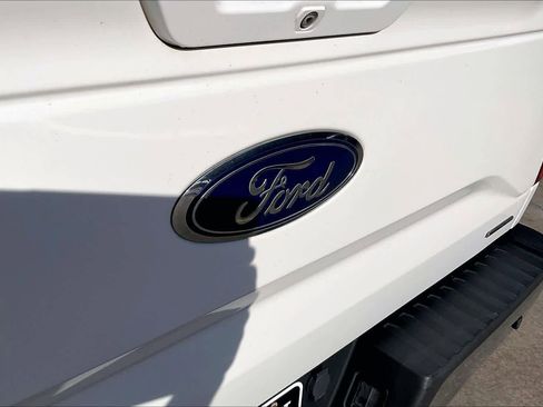 Used 2015 Ford F150 Lariat w/ Equipment Group 501A Mid image 29