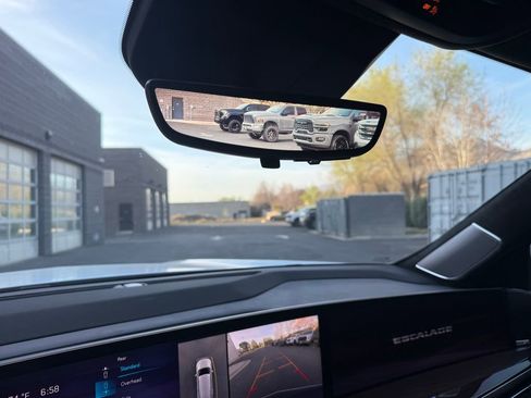 Used 2026 Cadillac Escalade Platinum Sport w/ LPO, ONYX Package image 57
