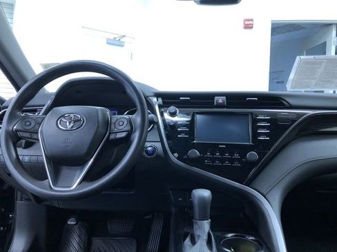Certified 2020 Toyota Camry LE image 16