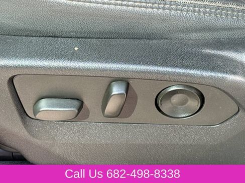 Used 2022 Chevrolet Suburban High Country AWD/4WD image 24